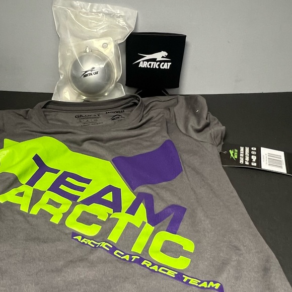 Arctic Cat Bundle-Ladies‎ Small Shirt, Christmas Ornament, and Can Koozie- NWT - Picture 1 of 8